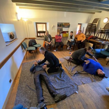 Cours de secourisme à Puy Saint Eusèbe