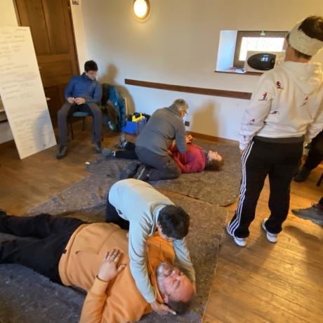 Cours de secourisme à Puy Saint Eusèbe